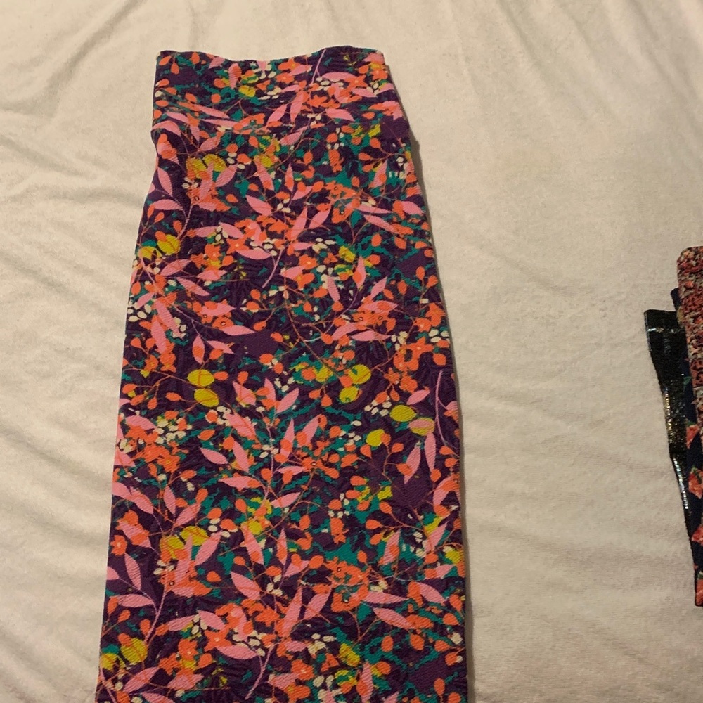 LuLaRoe Cassie Vibrant Floral Pencil Skirt